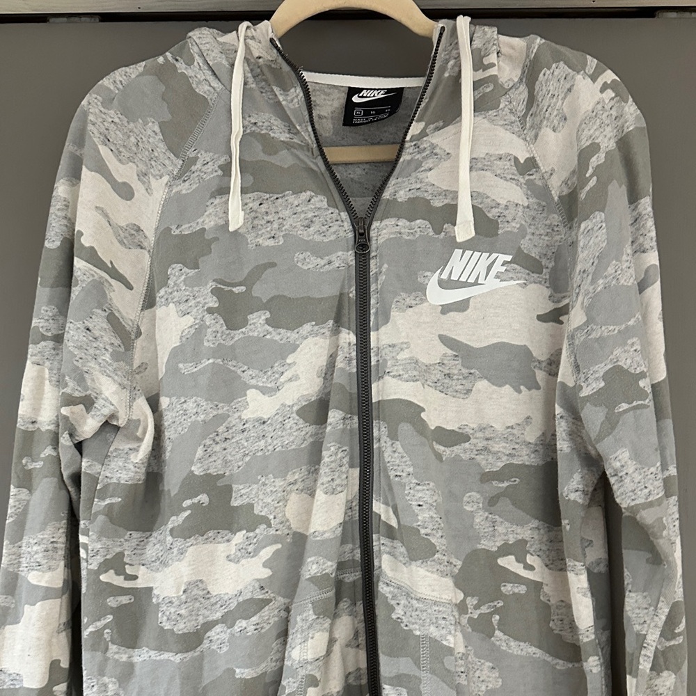 Nike Women's Sportswear Gym Vintage Full-Zip Lightweight Athletic Hoodie - Picture 4 of 7